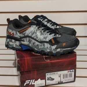 Fila AT peake 21 size 6